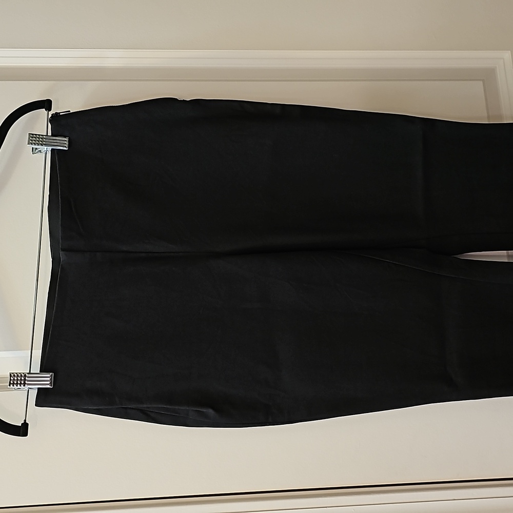 WHBM Skinny Crop Black pants